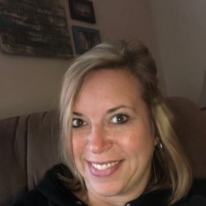 Meet your Posher, Lori